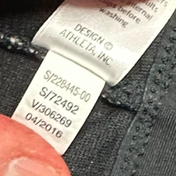 ATHLETA Women’s Black Gray Stripe Veracruz Swim Top Size Medium Style #228445 - Picture 6 of 7